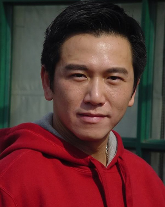 Khi tham gia bộ phim Tôi vốn nhân từ, Từ Hoa Phượng quen biết nam diễn viên Ôn Triệu Luân. Thời điểm đó, Triệu Luân là ngôi sao nổi đình nổi đám tại Hồng Kông. Từ tình đồng nghiệp, hai người phát triển lên thành tình yêu. Đáng tiếc, mỗi tình này không kéo dài được bao lâu.