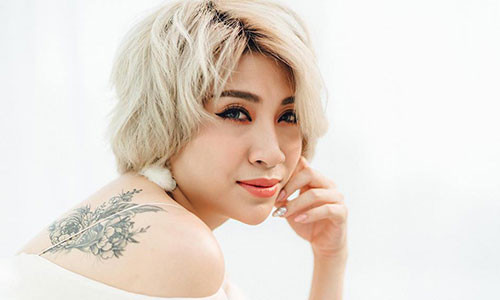 Pha Lê lên tiếng về chuyện bị mời mọc đi "tiếp khách".