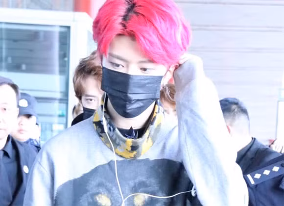 Được biết, sau khi chiến thắng tại chung kết "Idol Producer", Phạm Thừa Thừa chính thức được debut trong nhóm nhạc 9 thành viên mang tên "NINE PERCENT". Với diện mạo đẹp trai, tài năng và tính cách dễ thương, sức hút của Phạm Thừa Thừa hơn nhiều thành viên khác.