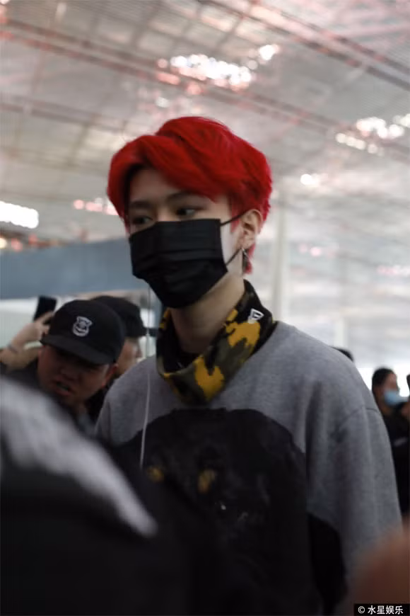 Tuy nhiên, Thừa Thừa không quan tâm lời đồn đại, anh luôn cô gắng với mục tiêu trở thành nghệ sĩ thần tượng. Trong khi đó, Phạm Băng Băng thì đánh giá em trai mình rất nỗ lực trong mọi hoạt động.