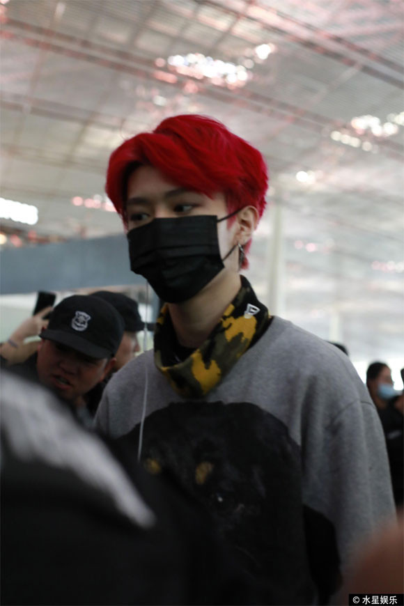 Tuy nhiên, Thừa Thừa không quan tâm lời đồn đại, anh luôn cô gắng với mục tiêu trở thành nghệ sĩ thần tượng. Trong khi đó, Phạm Băng Băng thì đánh giá em trai mình rất nỗ lực trong mọi hoạt động.