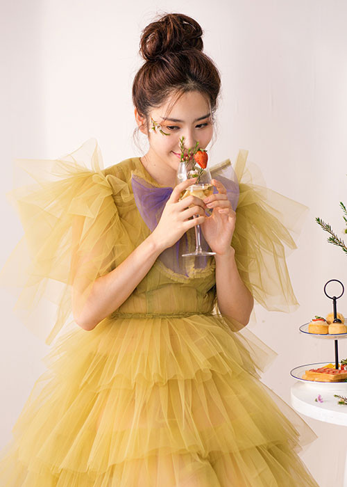 Đặc biệt, MV là bước mở màn cho chuỗi MV tiếp theo của Nam Em, sẽ ra mắt trong thời gian tới.