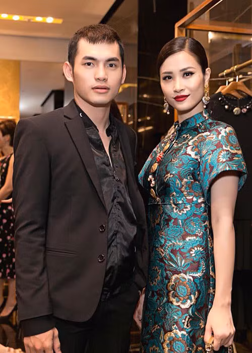 Stylist Mì Gói hợp tác với nhiều ngôi sao nổi tiếng. Anh được đánh giá cao về tài năng và sự chuyên nghiệp.