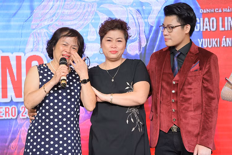 Den ung ho truyen nhan Duy Cuong, Ngoc Son bi “quay” chuyen chua lay vo-Hinh-8