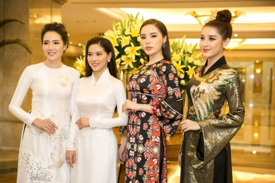 Kỳ Duyên - Huyền My "hội ngộ". Ảnh: Toàn Minh Nguyễn