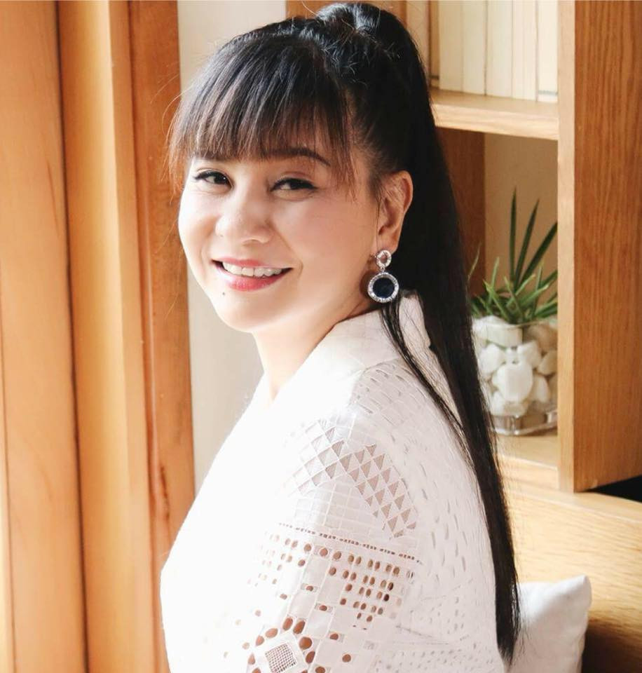 Cát Phượng gây bất ngờ lớn khi tiết lộ chỉ có hơn 7 triệu đồng trong tài khoản ngân hàng.