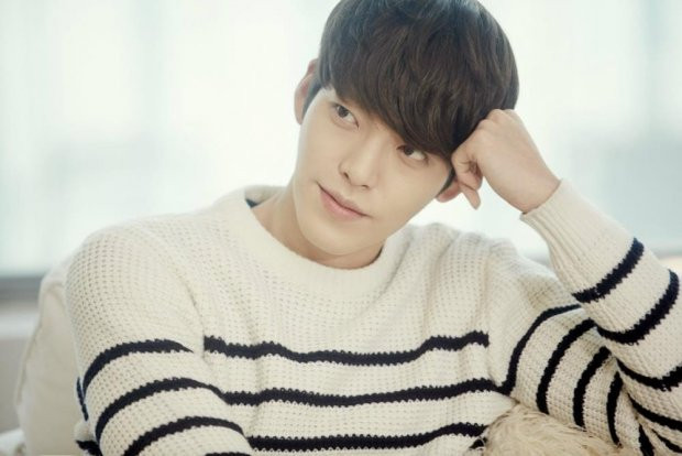 Fan xot hinh anh Kim Woo Bin gay go sau mot nam tri ung thu-Hinh-3