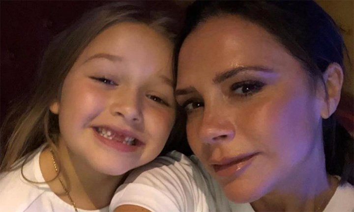 Cô gái nhỏ nhất luôn được gia đình Beckham yêu thương và chiều chuộng.