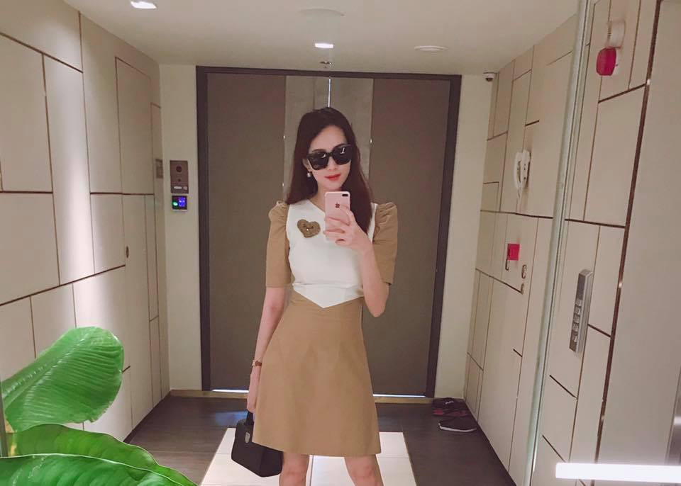 Đặng Thu Thảo chia sẻ hình ảnh đầu tiên sau khi sinh em bé.