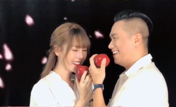 Quế Vân phủ nhận chuyện tình cảm với diễn viên Việt Anh.