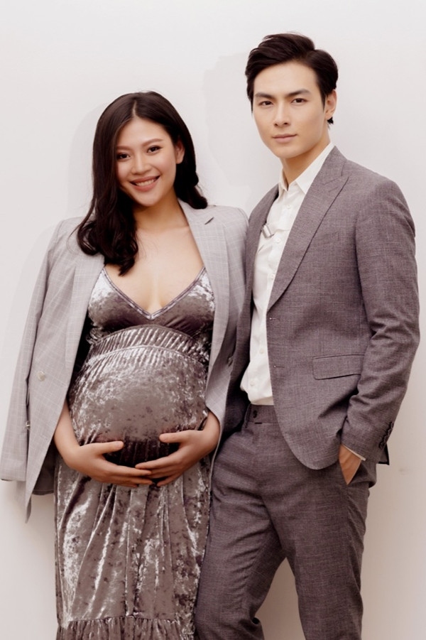 Chuyện tình đẹp của Chúng Huyền Thanh và ông xã được đền đáp xứng đáng khi cậu con trai nhỏ chào đời.