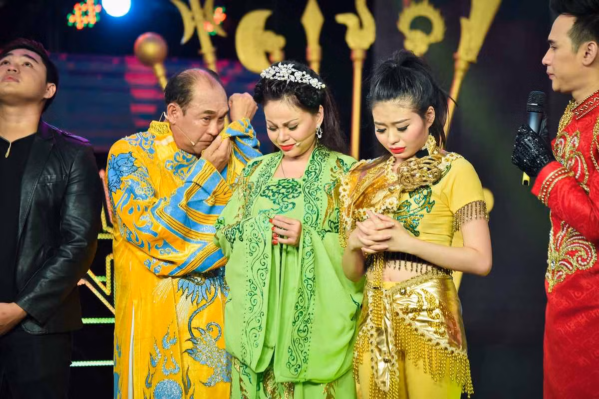 Duy Phương, Lê Giang và các con từng tái hợp trong một chương trình.