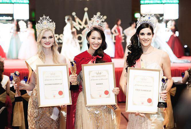 Dương Thuỳ Linh được xướng tên vào ngôi vị cao nhất của cuộc thi Mrs Worldwide 2018.