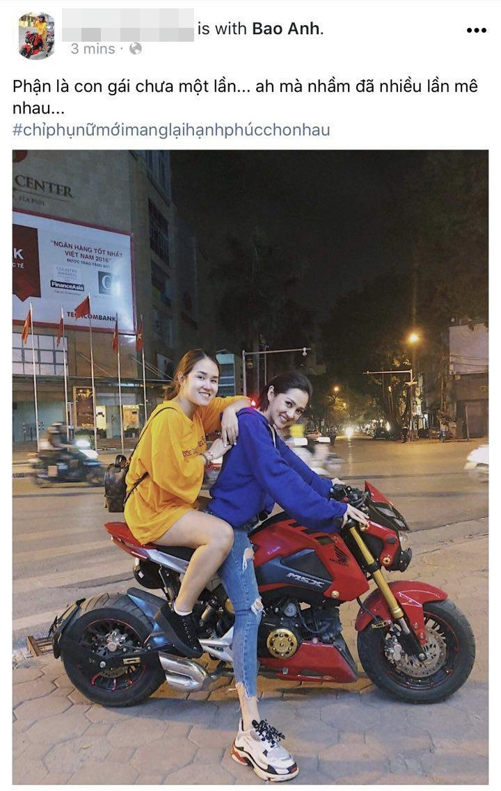 Nữ ca sĩ rất thân thiết với quản lý của thủ môn U23 Việt Nam.