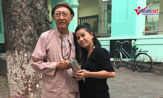 Bi ung thu phoi, nghe si Le Binh muon nghi huu va viet hoi ky-Hinh-4