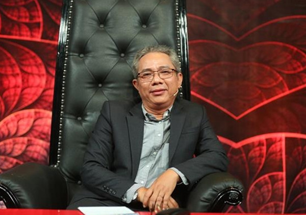 Nghệ sĩ Trung Dung chúc mừng và vui lòng vì Hương Giang đã chứng tỏ được mình có ích cho cộng đồng.