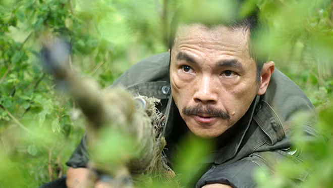 Nghệ sĩ Trung Anh đóng vai Lương Bổng trong "Người phán xử". Ảnh: Zing