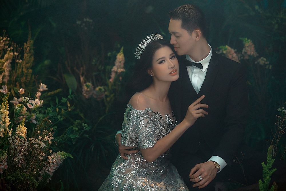  Ảnh cưới của Trang Trần và ông xã.