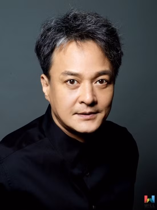 Nam diễn viên nổi tiếng với bộ phim “Phía Đông vườn địa đàng”.