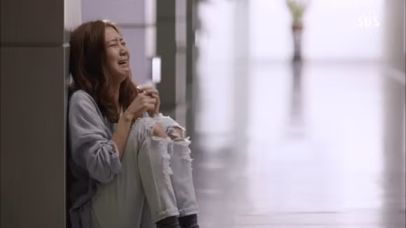 Vo ung thu, chong the thot nhung lam chuyen dong troi ngay tai nha