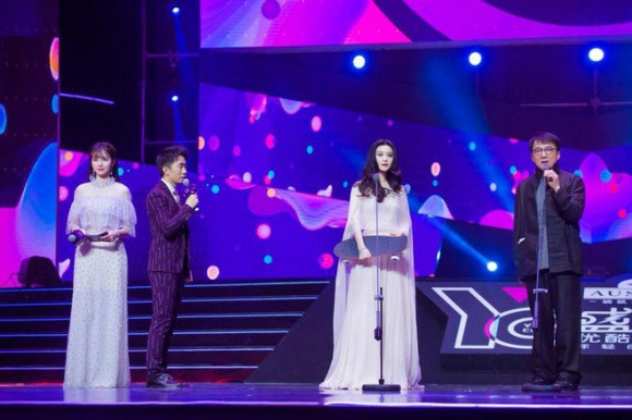 Thành Long cũng phải ra mặt "trợ giúp" đàn em.