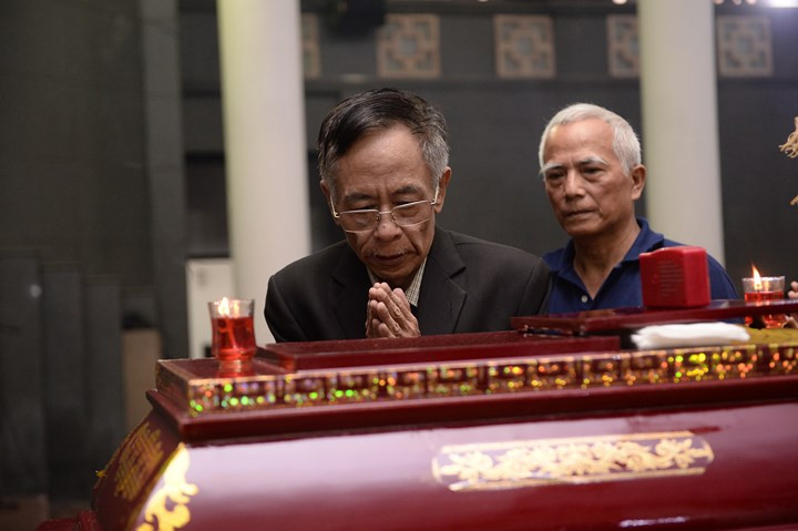 Nhà thơ Hoàng Nhuận Cầm.