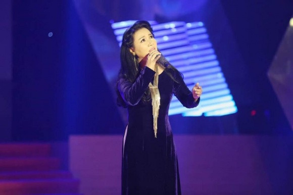 "Một nửa" có lẽ là nguồn động lực lớn lao giúp Ngân Quỳnh theo đuổi nghệ thuật.