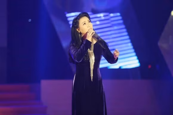 "Một nửa" có lẽ là nguồn động lực lớn lao giúp Ngân Quỳnh theo đuổi nghệ thuật.