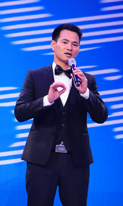 Nghệ sĩ Xuân Bắc.