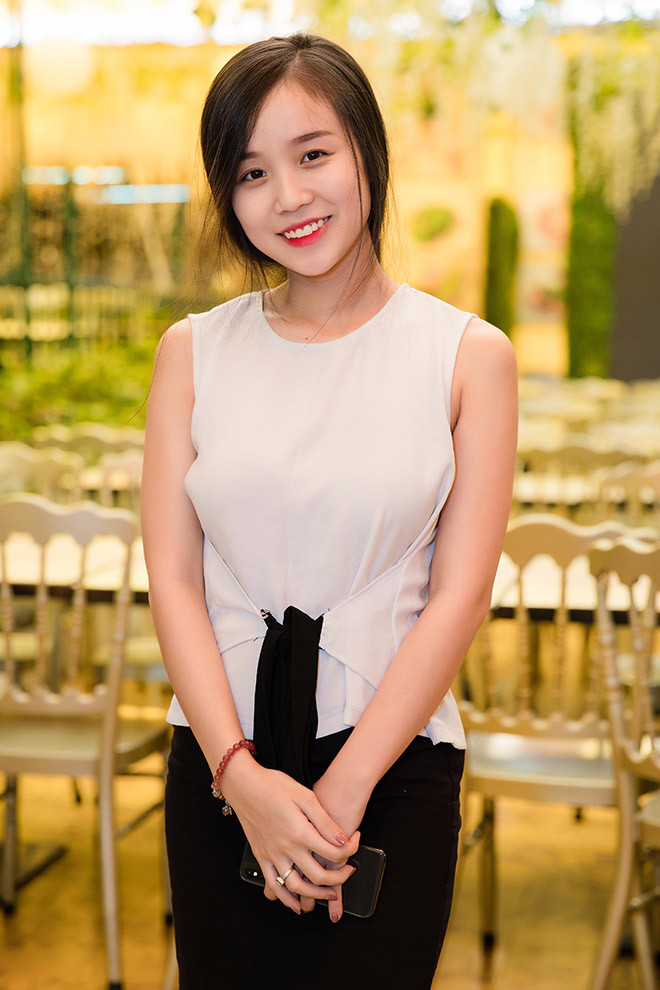 Bảo Ngọc cho biết không thích tham gia showbiz vì sợ ồn ào.