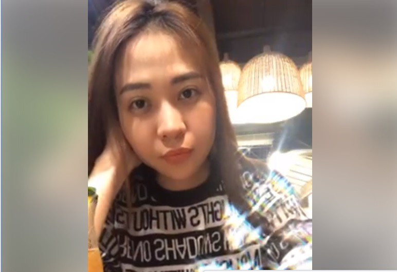 Đàm Thu Trang trong buổi livestream cách đây ít giờ.