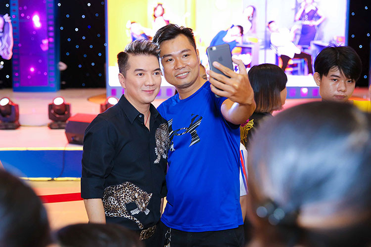 "Yêu em bất chấp" chính thức ra rạp ngày 6/4.