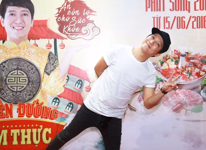 Trường Giang lần đầu xuất hiện công khai trước báo giới sau lùm xùm tình cảm.