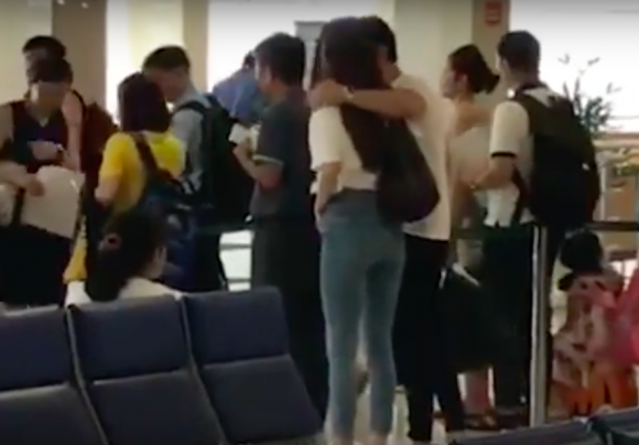 Vậy là fan có thêm cơ sở để chứng minh chuyện tình của cặp đôi này vẫn đang đẹp như mơ.