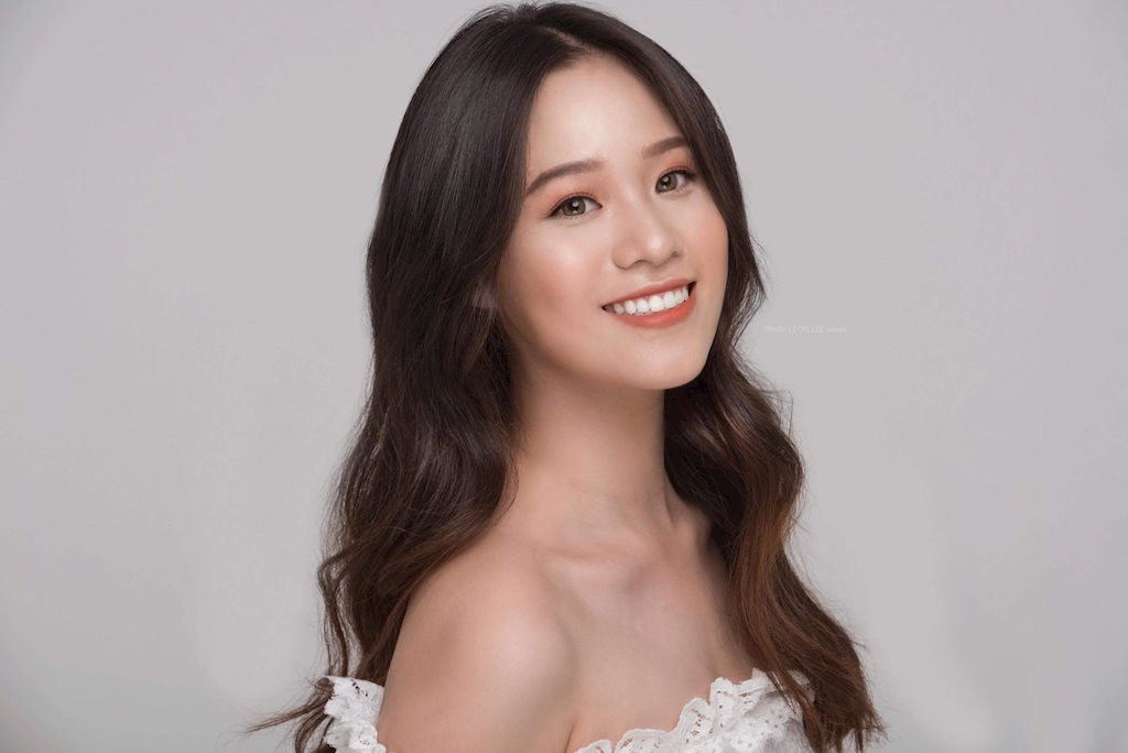 Vòng Sơ khảo khu vực phía Bắc Việt Nam 2018 đã tìm ra được những gương mặt sáng giá bước tiếp vào vòng Chung khảo khu vực phía Bắc Hoa hậu Việt Nam 2018 sau khi vượt qua các vòng thi Nhân trắc học, đối thoại trực tiếp với Ban giám khảo. Trong số đó, Nguyễn Hoàng Bảo Châu – cô nàng 10x đến từ Hà Nội là một trong những thí sinh nhỏ tuổi nhất và cũng là gương mặt sáng giá của Hoa hậu Việt Nam năm nay.