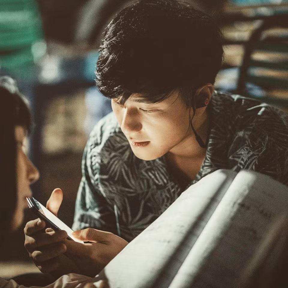 Huỳnh Anh đã tốt nghiệp ngành đạo diễn và đang làm phim ngắn.