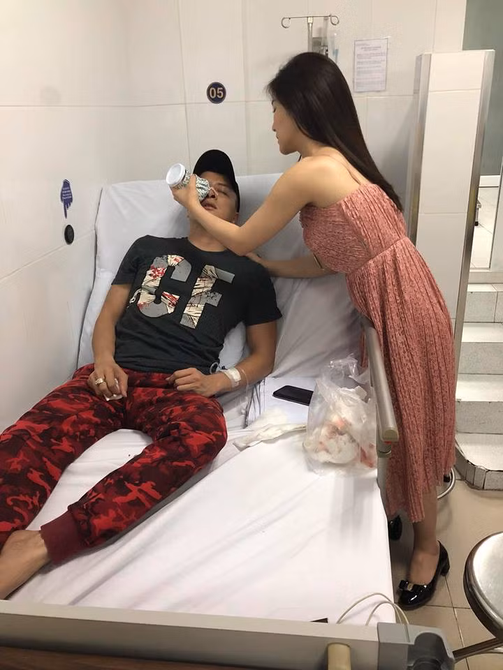 Cao Thái Sơn phải cấp cứu vì vỡ mạch máu mũi. Ảnh: FB