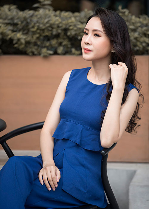 Nữ diễn viên phim "Cả một đời ân oán" hiện tại có tổ ấm hạnh phúc bên chồng và hai con, một 10 tuổi, một 5 tuổi.