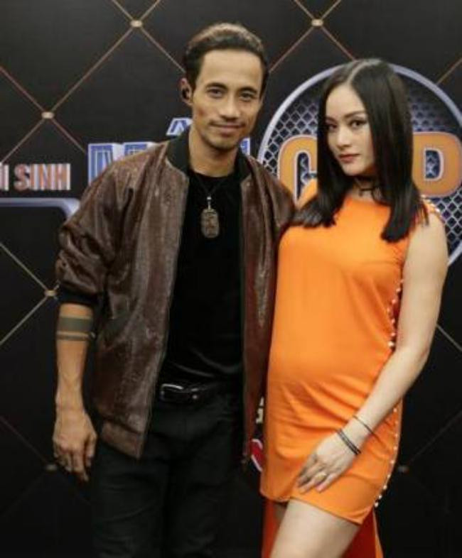 Nữ diễn viên Lan Phương cho biết, Phạm Anh Khoa và vợ của anh đối xử với cô rất chu đáo khi cùng tham gia chương trình.