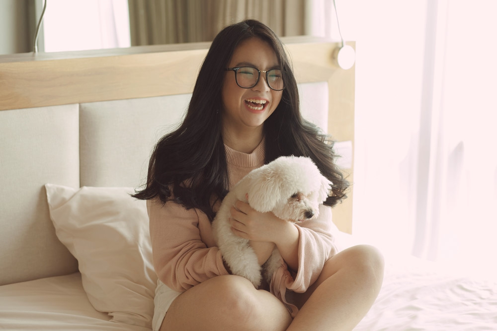 Mãi đến một sự kiện diễn ra năm 2013, cô nhóc khiến người xem thích thú khi lần đầu song ca cùng mẹ. Hình ảnh bụ bẫm, đáng yêu của nhóc tỳ để lại nhiều ấn tượng với người hâm mộ.