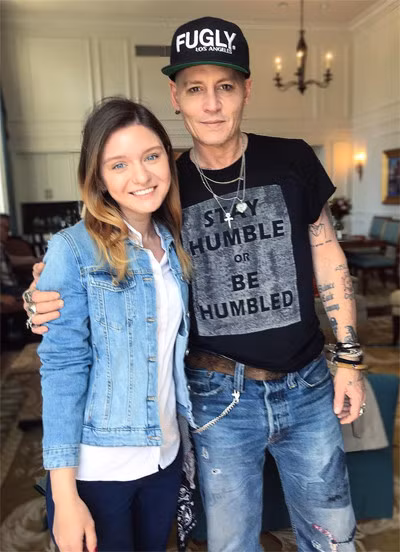 Hình ảnh tiều tụy, xơ xác gần đây của Johnny Depp khiến các fan lo lắng. Ảnh: Twitter.