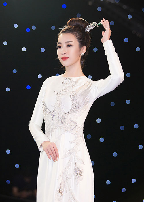 Chương trình Hoa hậu Việt Nam 2018 - Người đẹp nhân ái được phát sóng vào lúc 10h sáng chủ nhật hàng tuần trên VTV9, bắt đầu từ 15/7.