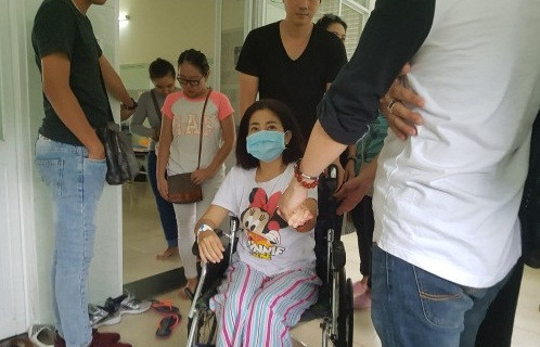 Dien vien Mai Phuong bi ung thu bat dau vao qua trinh xa tri