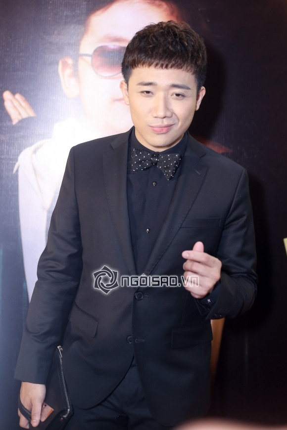 Tối qua (28/3), phim điện ảnh Ông ngoại tuổi 30 đã chính thức ra mắt báo giới tại TP.HCM. Sự kiện có sự xuất hiện của Trấn Thành.