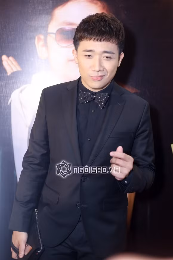 Tối qua (28/3), phim điện ảnh Ông ngoại tuổi 30 đã chính thức ra mắt báo giới tại TP.HCM. Sự kiện có sự xuất hiện của Trấn Thành.