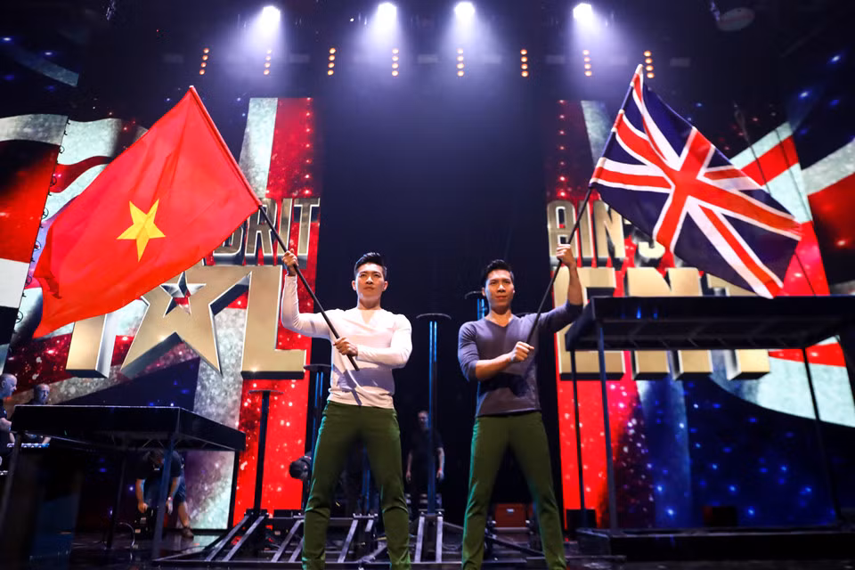 Trước ống kính của truyền hình Anh, hai anh em tự hào giơ cao lá cờ Việt Nam và lá cờ Vương quốc Anh. Ngay sau đêm thi, Quốc Cơ - Quốc Nghiệp chia sẻ qua fanpage: "Hôm nay, Quốc Cơ, Quốc Nghiệp đã hoàn thành được ước nguyện. Khi đứng trên sân khấu hai từ Việt Nam đã giúp chúng tôi quên đi sợ hãi, quên đi bản thân mình, chúng tôi đã cùng nhau bước đi trên một con sóng lớn và chúng tôi đã vượt qua bằng chính nghị lực của mình. 6 ngày chúng tôi có mặt tại nước Anh là 6 ngày chúng tôi cảm thấy nặng nề nhất trong cuộc đời".