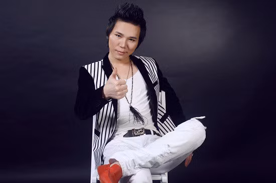 Châu Việt Cường là ca sĩ có nhiều vết đen trong sự nghiệp hơn là các bài hát nổi tiếng.