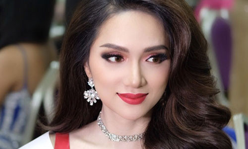 Hương Giang Idol đăng quang vương miện Hoa hậu chuyển giới quốc tế 2018.