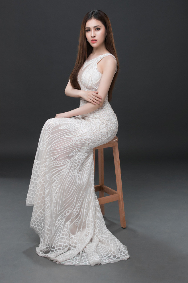 Đại diện của Thư Dung cho hay sẽ lên tiếng sớm về vụ việc này. Hiện phía Thư Dung đang trên đường mang váy đến trả NTK.