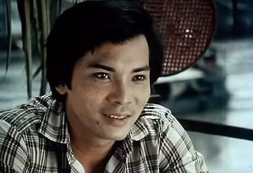 Thương Tín thời trẻ đẹp trai, đào hoa và được xem như tài tử điện ảnh.